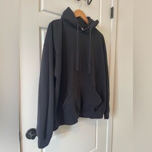 Relaxx Black Hoodie | XL
